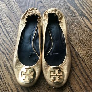 TORY BURCH REVA FLATS GOLD